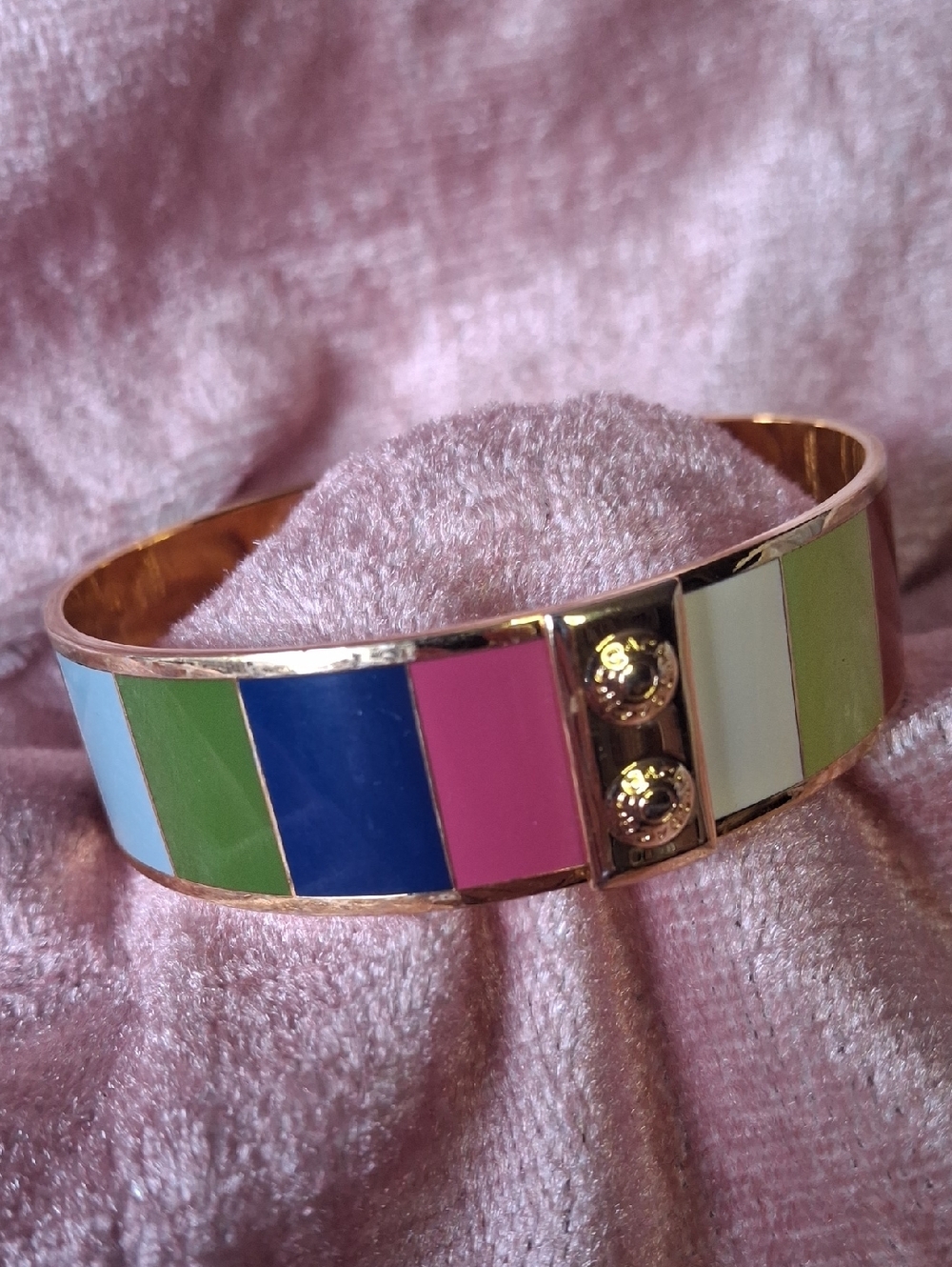 LN COACH LEGACY Multicolor Gold-Tone Bangle Bracelet - Small